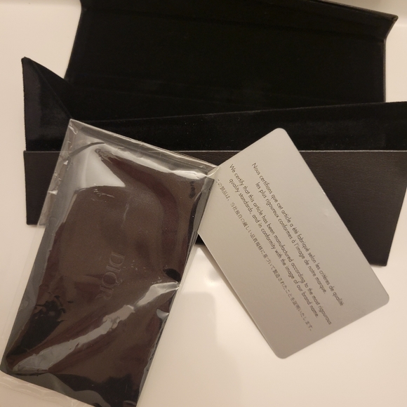 Dior Sunglasses Case 👓 - Picture 9 of 11